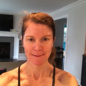 Meet your Posher, Carrie